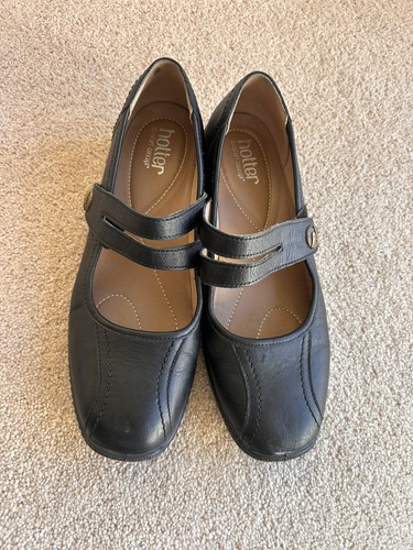 Immaculate pair ladies - pair,