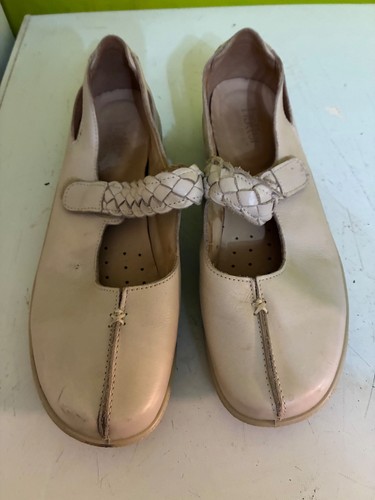 Hotter cream leather mary - cream,